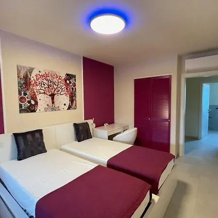 Geschmacksvolle Mit Pool Nur 60 M Vom Fuer Bis 5 Personen Apartman Maslenica
