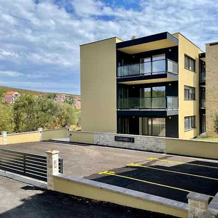 Geschmacksvolle Mit Pool Nur 60 M Vom Fuer Bis 5 Personen Apartman